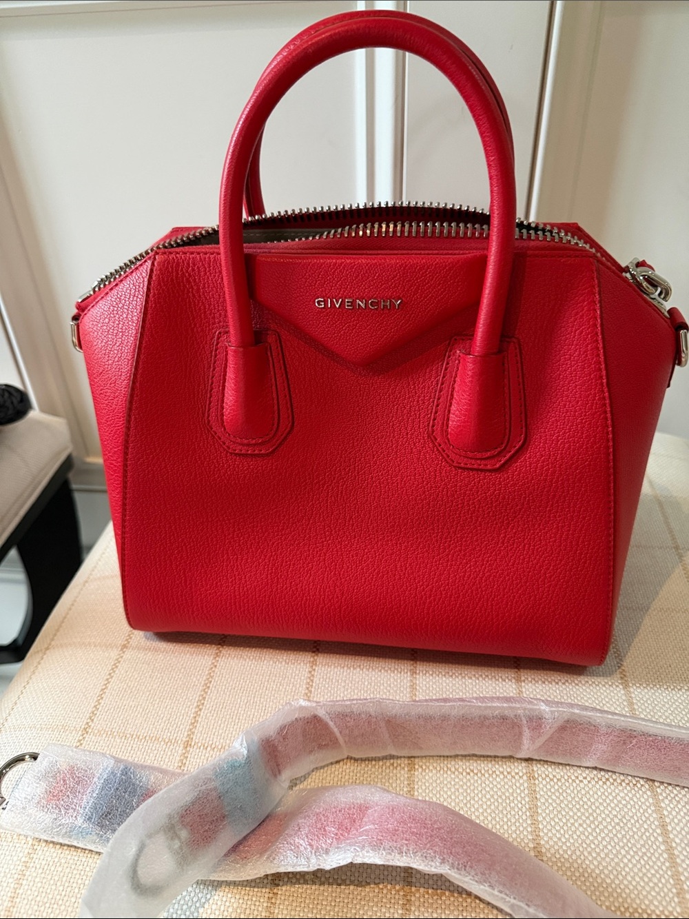 Givenchy small Red Leather Antigona